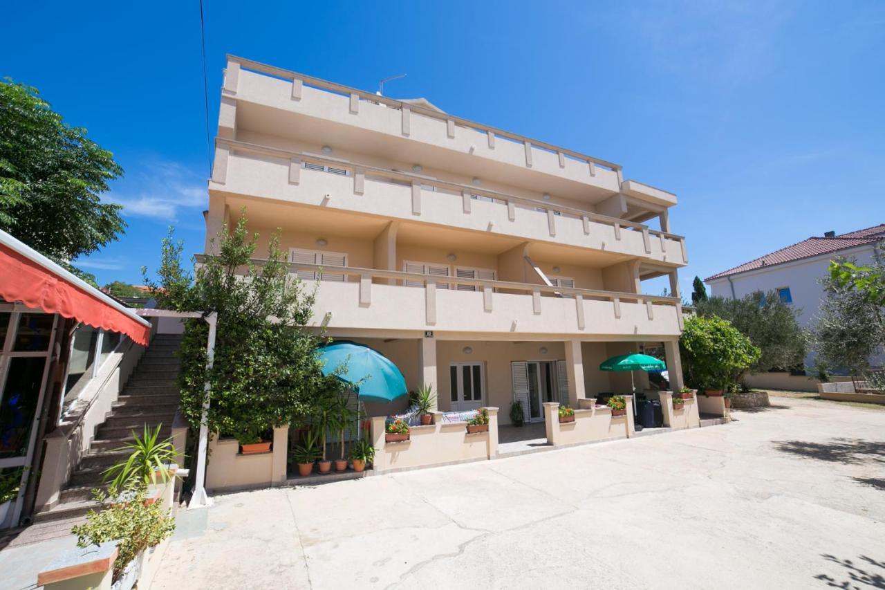 Villa Katarina Novalja Bagian luar foto