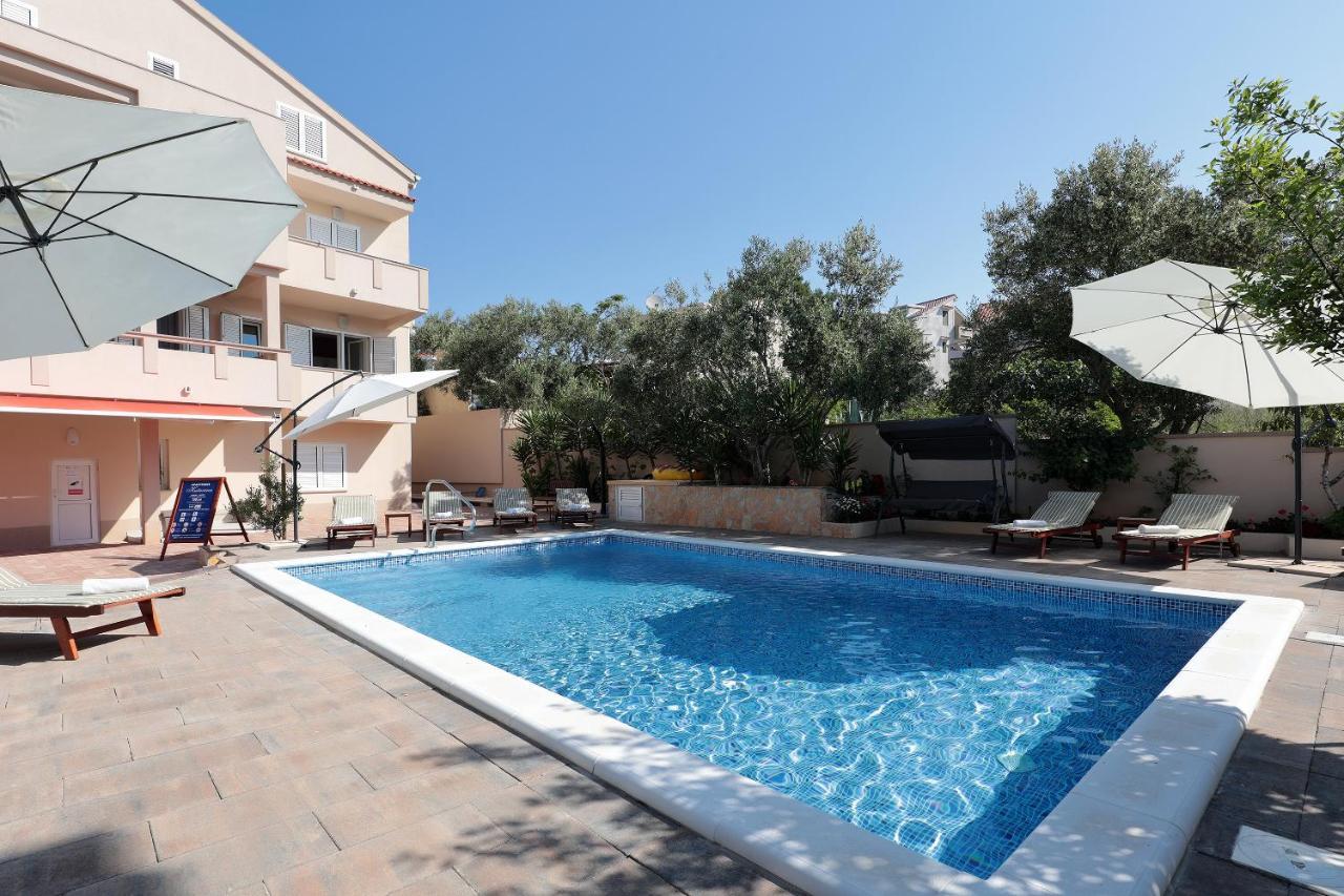 Villa Katarina Novalja Bagian luar foto